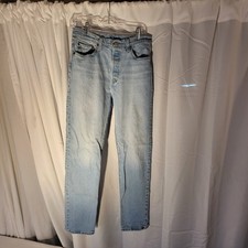 Levi men 501 for sale  Philadelphia