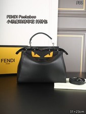 Nova Bolsa Tote Fendi Peekaboo Imp Eyes comprar usado  Enviando para Brazil