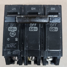 Usado, GE THQB32060 60 Amp, 240 Volts 3 Polos BREAKER comprar usado  Enviando para Brazil