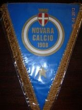 Gagliardetto ufficiale novara usato  Napoli