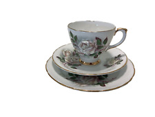 TRIO VINTAGE DESIGN DE ROSAS BRANCAS PORCELANA OSSO DE GOLFINHO, usado comprar usado  Enviando para Brazil