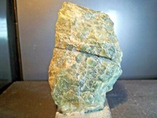 Minéraux. serpentinite. roche d'occasion  Gap