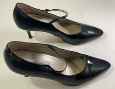 Carriage court womens for sale  Wichita