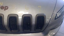 Grelha superior usada serve: 2016 Jeep Cherokee inserções superiores pintadas grau superior A comprar usado  Enviando para Brazil