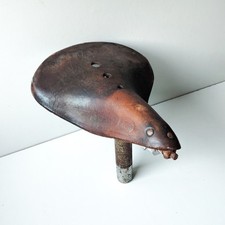 Ancienne selle vélo d'occasion  Corbigny