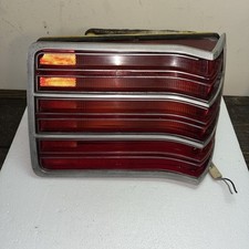1978-1979 Dodge Magnum conjunto de lanterna traseira direita / tranças fabricante de equipamento original comprar usado  Enviando para Brazil