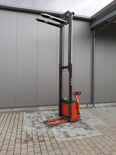 Hochhubwagen linde l10 gebraucht kaufen  Neuenstadt am Kocher