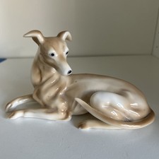 Whippet dog figurine d'occasion  Expédié en Belgium