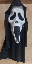 Maschera vintage scream usato  Pesaro