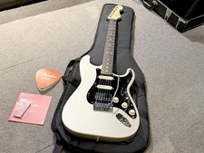 Guitarra elétrica Fender Modern Stratocaster HSS RW INS fabricada no Japão 2019 comprar usado Guitarra elétrica Fender Modern Stratocaster HSS RW INS fabricada no Japão 2019 comprar usado  Enviando para Brazil