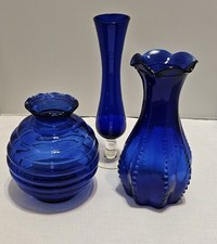 5 blue vases for sale  Marshalltown