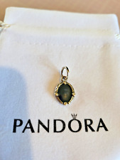 Charm pandora blanche d'occasion  Viarmes