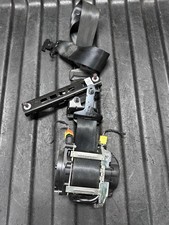 Cinto de segurança dianteiro direito VOLVO V60 31462742 2019 comprar usado Cinto de segurança dianteiro direito VOLVO V60 31462742 2019 comprar usado  Enviando para Brazil