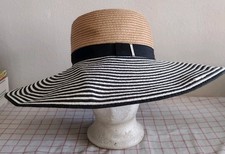 Chapéu de sol BCBG MaxAzria ráfia palha preto branco feminino aba larga listras flexíveis comprar usado  Enviando para Brazil