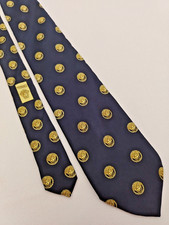 Usado, Gravata Gianni Versace designer de seda padrão repetição medusa gravata masculina preta Itália comprar usado  Enviando para Brazil