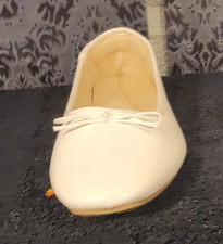 Afeetsing women white for sale  Bartlesville