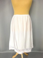 Joli jupon vintage d'occasion  Paimbœuf