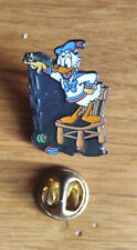 Disney pin donald d'occasion  Expédié en Belgium