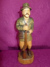 Geschnitzte holzfigur jäger gebraucht kaufen  Gemünden