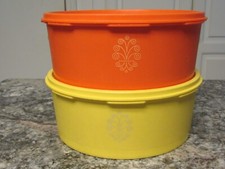 Two vintage tupperware for sale  Independence