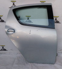 Portiera posteriore toyota usato  Sant Angelo Romano