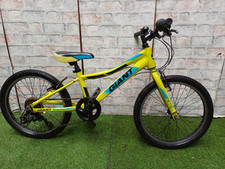 Boys bike giant for sale  BRADFORD