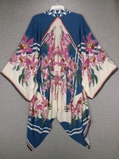 Quimono feminino Flying Tomato Anthropologie pequeno/médio azul rosa espanador floral comprar usado  Enviando para Brazil