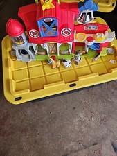 Celeiro Fisher Price Little People Farmhouse com silo de milho e animais 2016 funciona  comprar usado  Enviando para Brazil