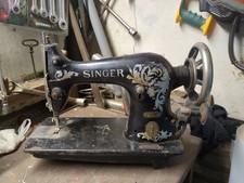 antica macchina cucire singer usato  Vobbia