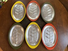 PRATOS DE BIFE VINTAGE retrô plástico/alumínio AMARELO LARANJA estilo nórdico conjunto de 6 comprar usado PRATOS DE BIFE VINTAGE retrô plástico/alumínio AMARELO LARANJA estilo nórdico conjunto de 6 comprar usado  Enviando para Brazil