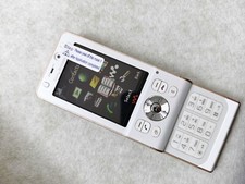 Sony ericsson w910i d'occasion  Expédié en Belgium