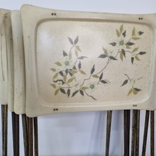 Set vtg quaker for sale  Burdett