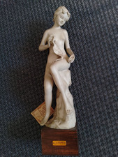 Scultura statua biscuit usato  Bergamo