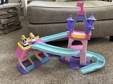 Fisher Price Little People Disney Princess Klip Klop Zamek i 2 konie na sprzedaż  Wysyłka do Poland
