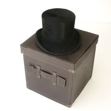 Ancien chapeau feutre d'occasion  Saint-Sorlin-en-Valloire