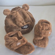 Botinhas e gorro de ursinho de pelúcia Bixbee castanha nova sem caixa crianças 4/5 12-18 MOS UGG comprar usado Botinhas e gorro de ursinho de pelúcia Bixbee castanha nova sem caixa crianças 4/5 12-18 MOS UGG comprar usado  Enviando para Brazil