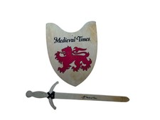Jogo oficial Medieval Times Red Knight escudo de madeira e espada comprar usado  Enviando para Brazil