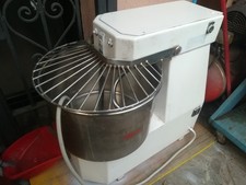 Impastatrice spirale professio usato  Lambrugo