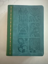 Biggest story bible for sale  Cumming