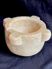 Antico mortaio scolpito usato  Trevignano Romano