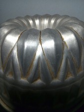 Antike aluminiumbackform backf gebraucht kaufen  Lebach