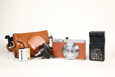 Fujifilm xf1 digital for sale  OLDHAM