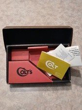 VINTAGE 1967 COLT DETECTIVE SPECIAL 38 SPEC.  CAIXA COM PAPÉIS, MUITO BOA comprar usado VINTAGE 1967 COLT DETECTIVE SPECIAL 38 SPEC.  CAIXA COM PAPÉIS, MUITO BOA comprar usado  Enviando para Brazil