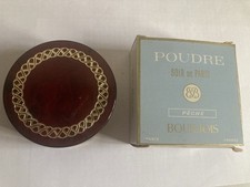 Bourjois poudre parfumée d'occasion  Saint-Julien-du-Sault