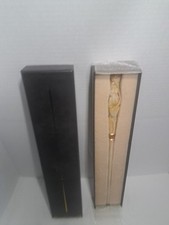 Varinha interativa Universal Studios ⚯ � Harry Potter 2ª geração • Joia vermelha comprar usado  Enviando para Brazil