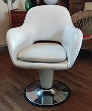 Ancien fauteuil coiffeur d'occasion  Les Herbiers