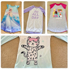 Lot girls pajamas for sale  Williamsburg