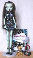 Monster high frankie d'occasion  Le Puy-en-Velay