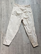 Pantalon vêtement blanc d'occasion  Nuits-Saint-Georges