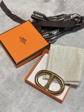 Hermes gold scarf d'occasion  Expédié en Belgium
